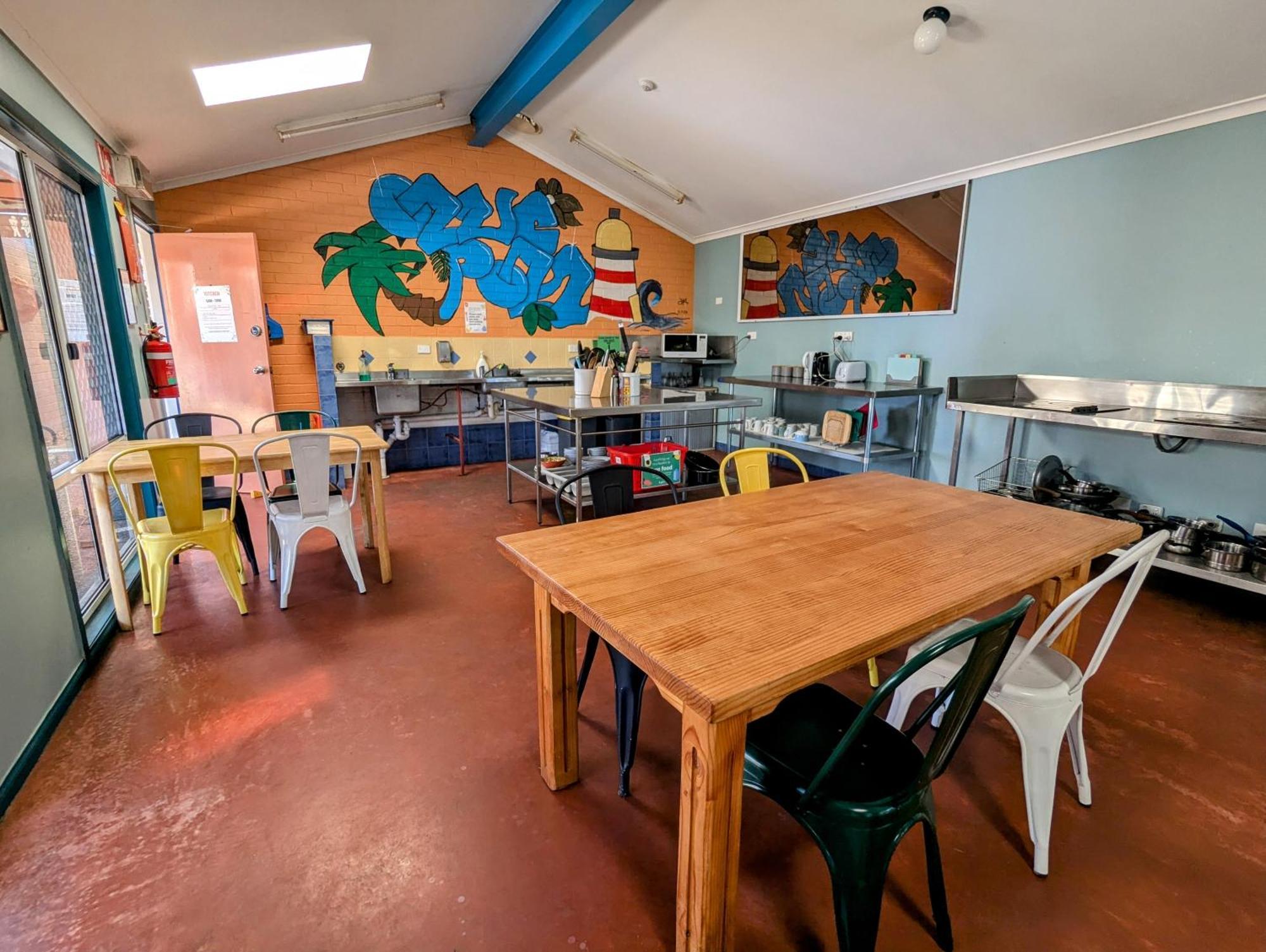 Ozzie Pozzie Backpackers Vandrerhjem Port Macquarie Eksteriør bilde