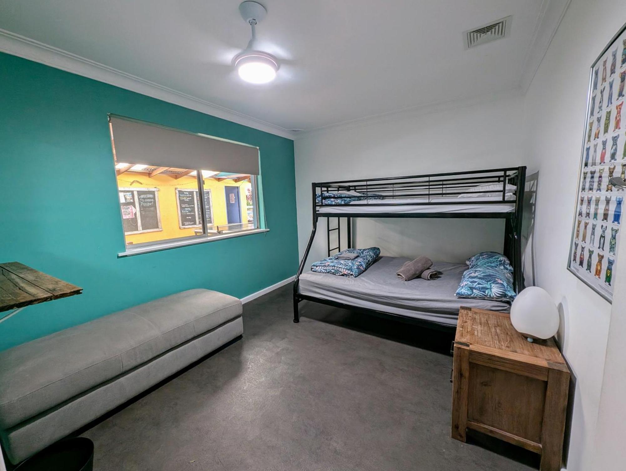 Ozzie Pozzie Backpackers Vandrerhjem Port Macquarie Eksteriør bilde